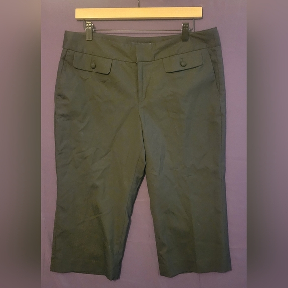 Banana Republic Black Cropped Trousers. Size 12 - Picture 1 of 6
